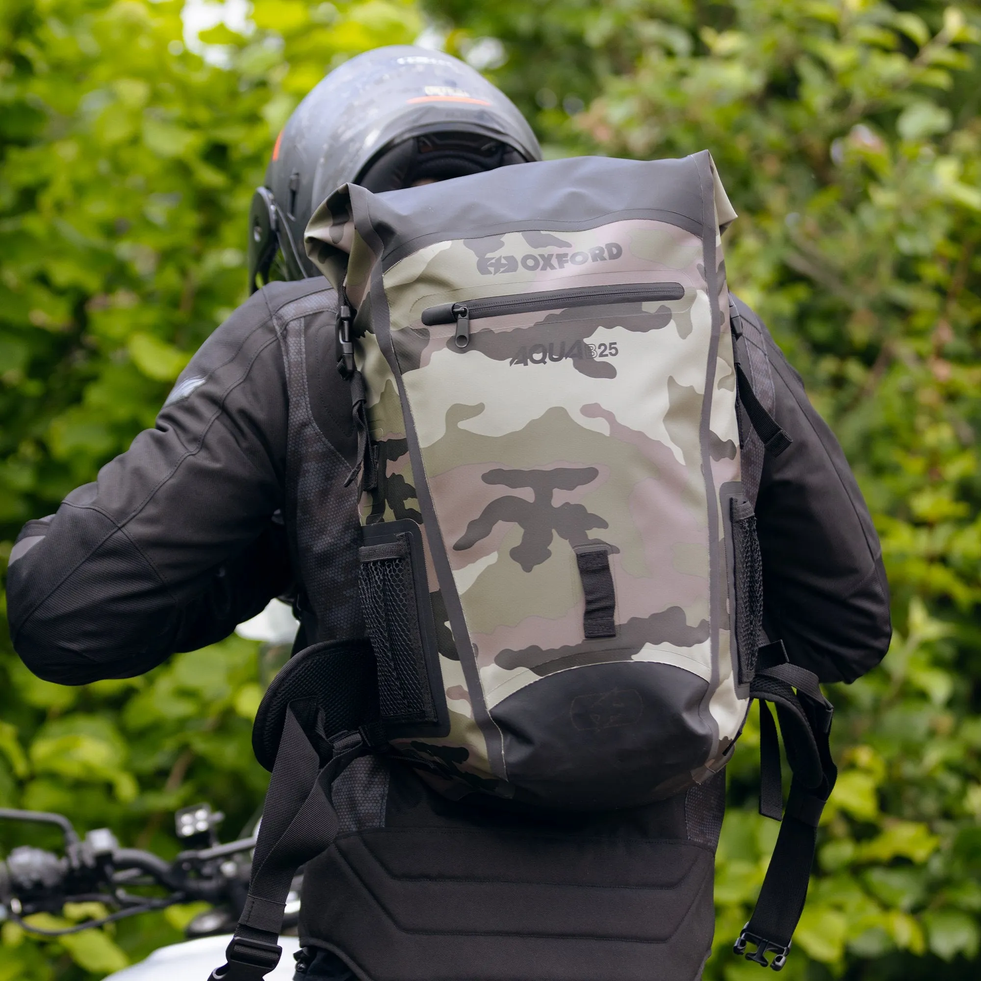 OXFORD AQUA B-25 MOTORCYCLE/MOTORBIKE ADVENTURE BACKPACK CAMOUFLAGE - 25 LITRE