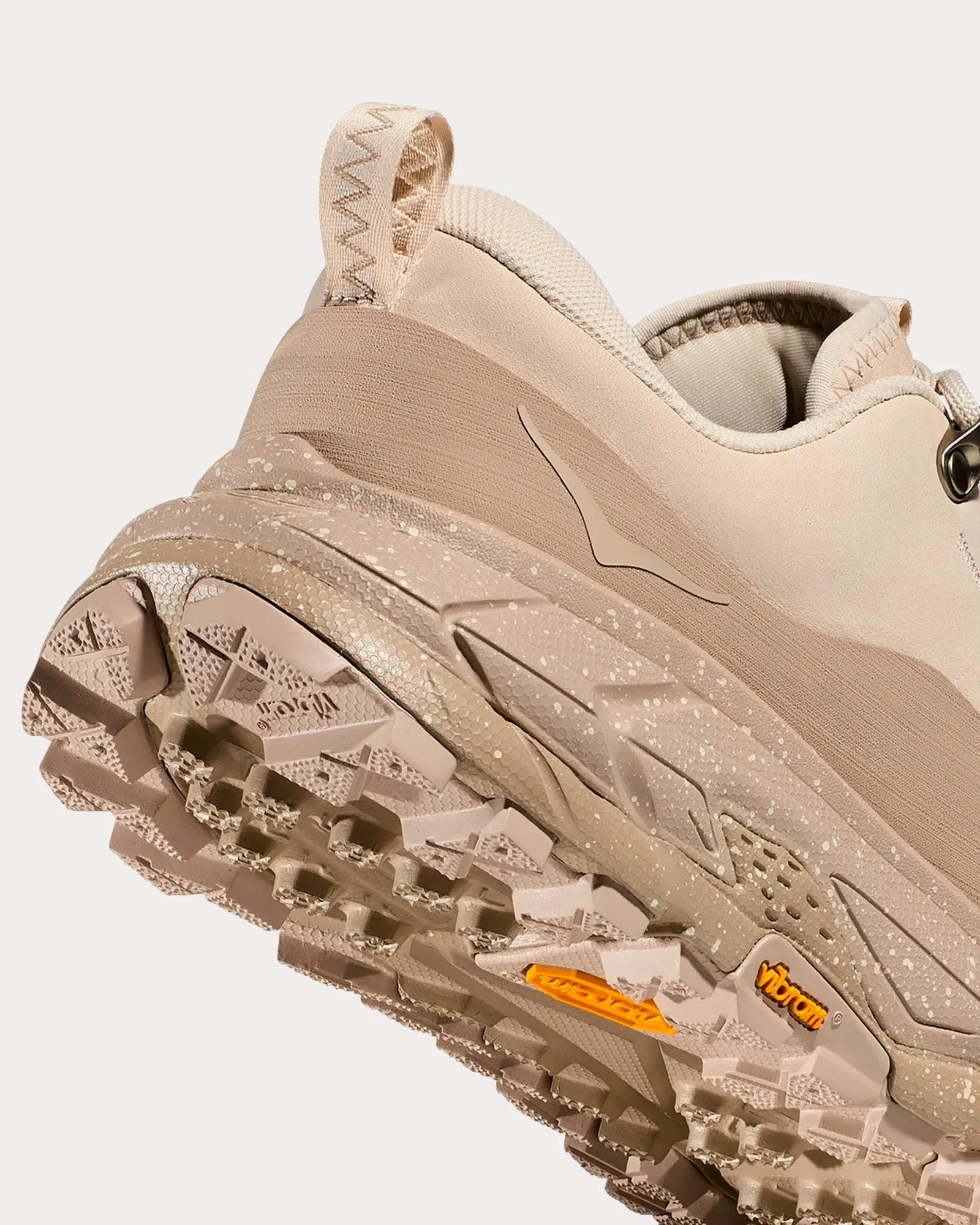 Tor Summit Oat Milk / Oxford Tan Running Shoes